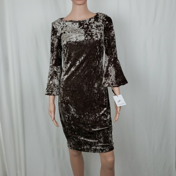 Calvin Klein Dresses & Skirts - Calvin Klein velvet midi dress